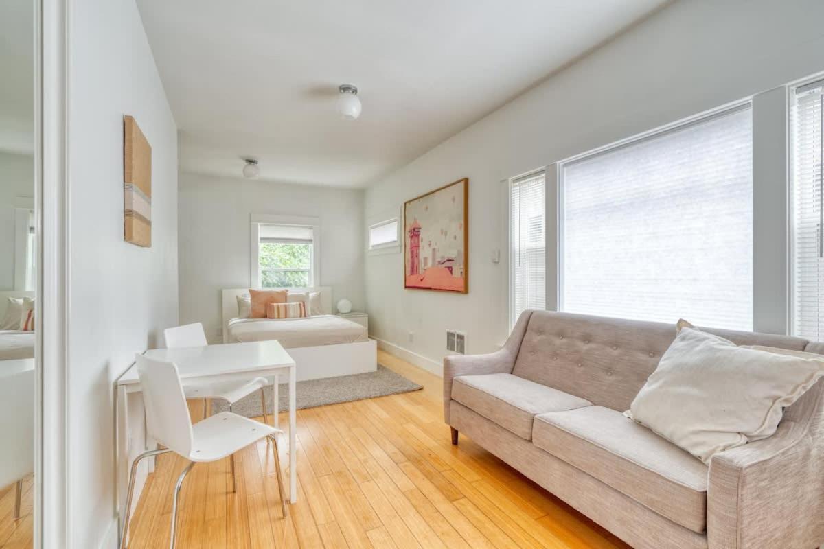 Apartment - The Sunnyside Cottage, Local Shops & Nightlife