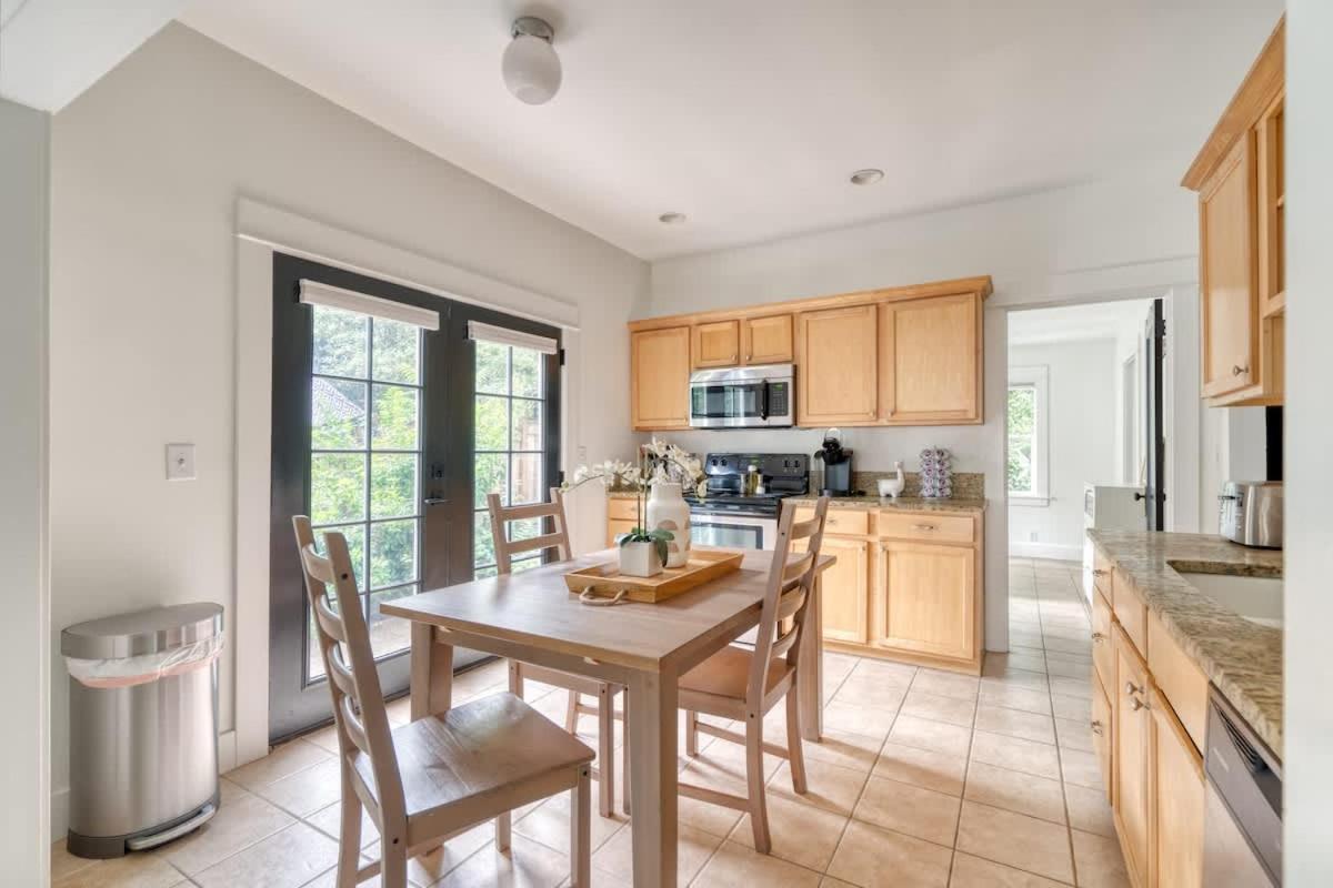 Apartment - The Sunnyside Cottage, Local Shops & Nightlife *